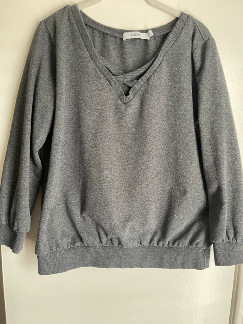 JustFab Gray Pullover Sweatshirt